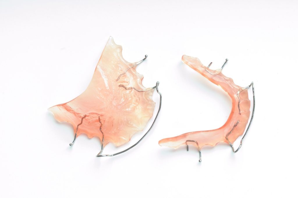 Image of teeth retainer